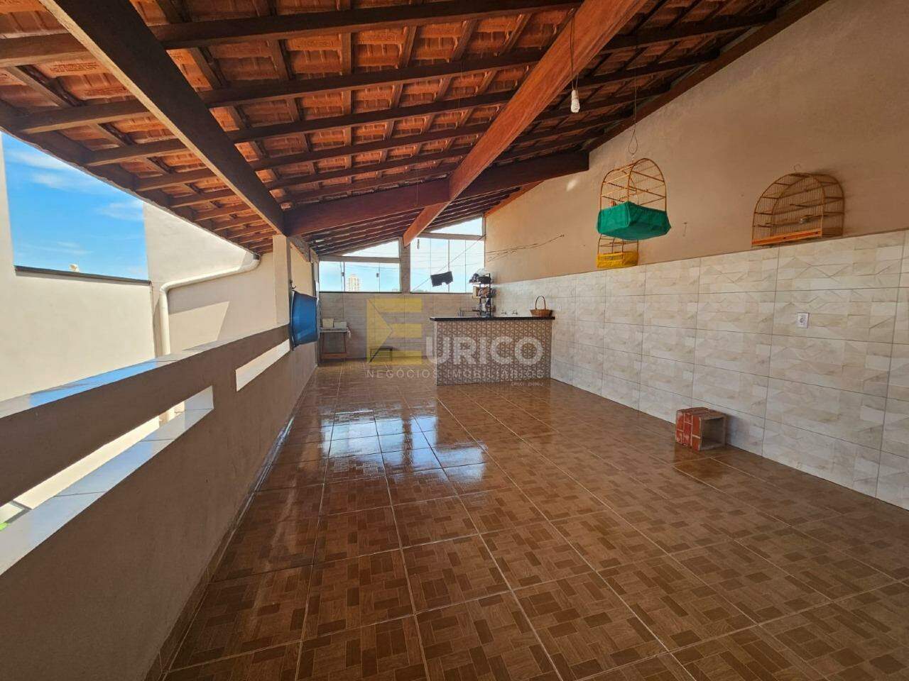 Casa à venda no JARDIM DO LAGO em Valinhos/SP: 