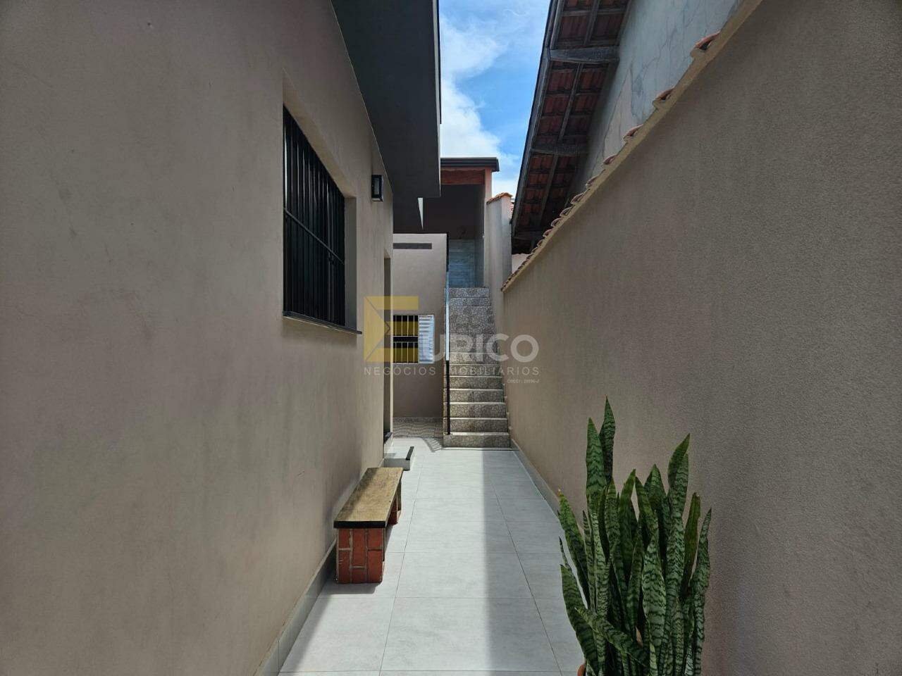 Casa à venda no JARDIM DO LAGO em Valinhos/SP: 