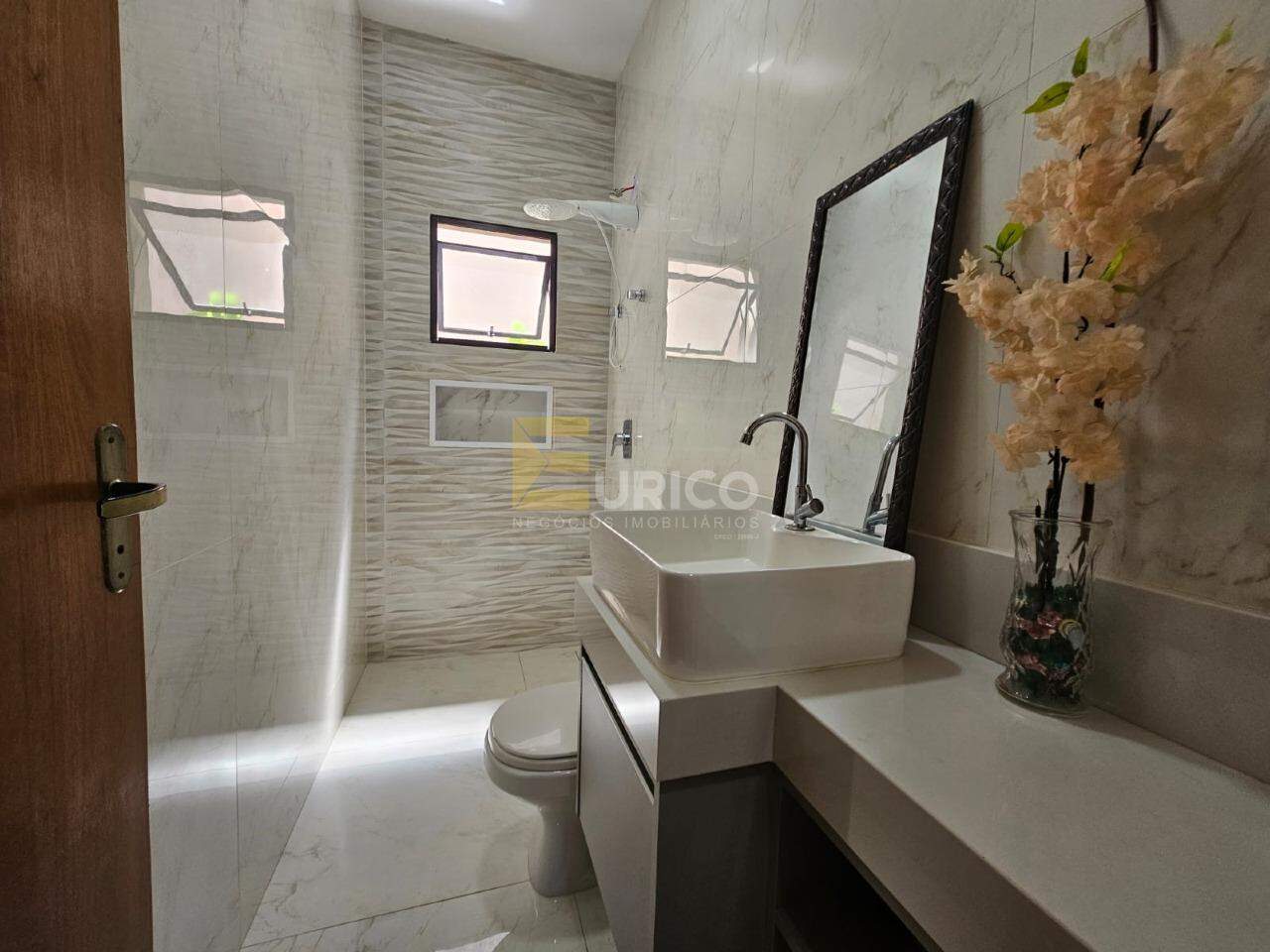 Casa à venda no JARDIM DO LAGO em Valinhos/SP: 