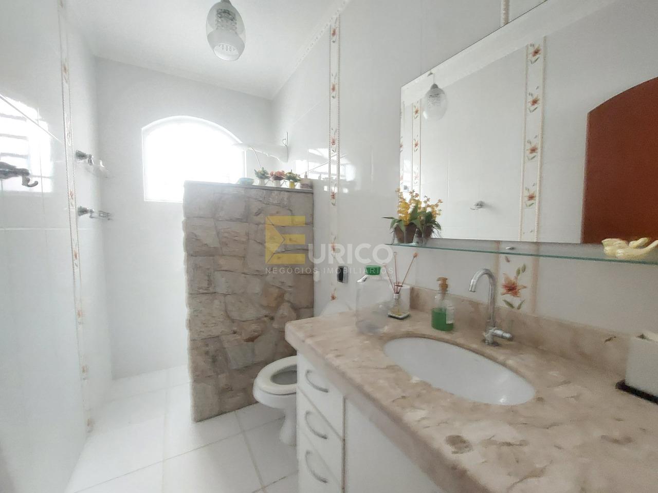 Casa à venda no Ortizes em Valinhos/SP: 