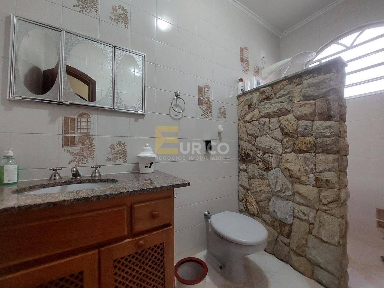 Casa à venda no Ortizes em Valinhos/SP: 