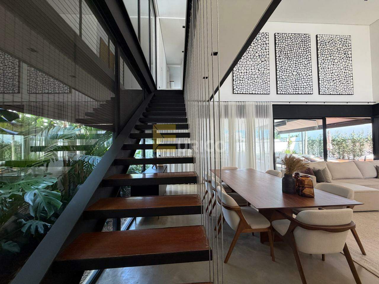 Casa em condomínio à venda no Condomínio Reserva das Palmeiras em Valinhos/SP: