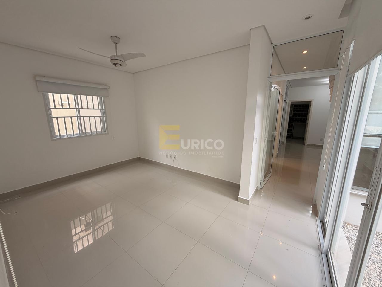 Casa em condomínio à venda no Condomínio Recanto dos Paturis em Vinhedo/SP: 