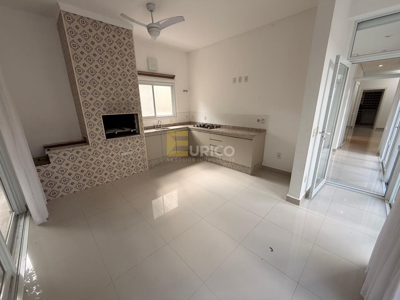 Casa em condomínio à venda no Condomínio Recanto dos Paturis em Vinhedo/SP: 