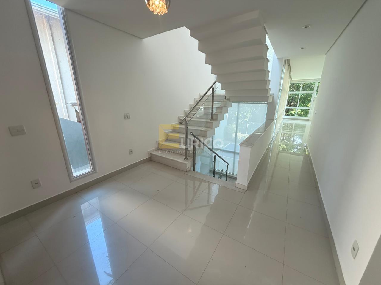 Casa em condomínio à venda no Condomínio Recanto dos Paturis em Vinhedo/SP: 