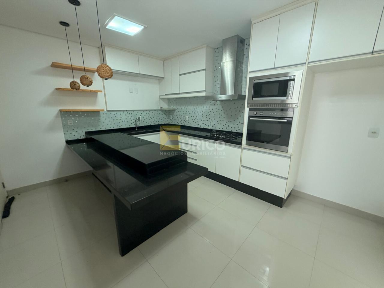 Casa em condomínio à venda no Condomínio Recanto dos Paturis em Vinhedo/SP: 