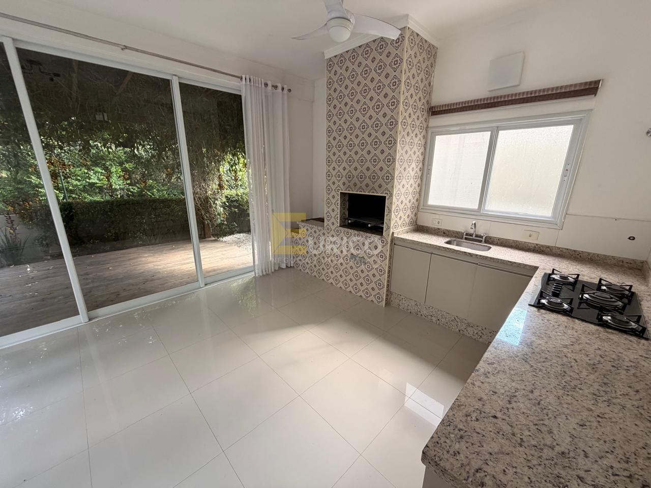 Casa em condomínio à venda no Condomínio Recanto dos Paturis em Vinhedo/SP: 