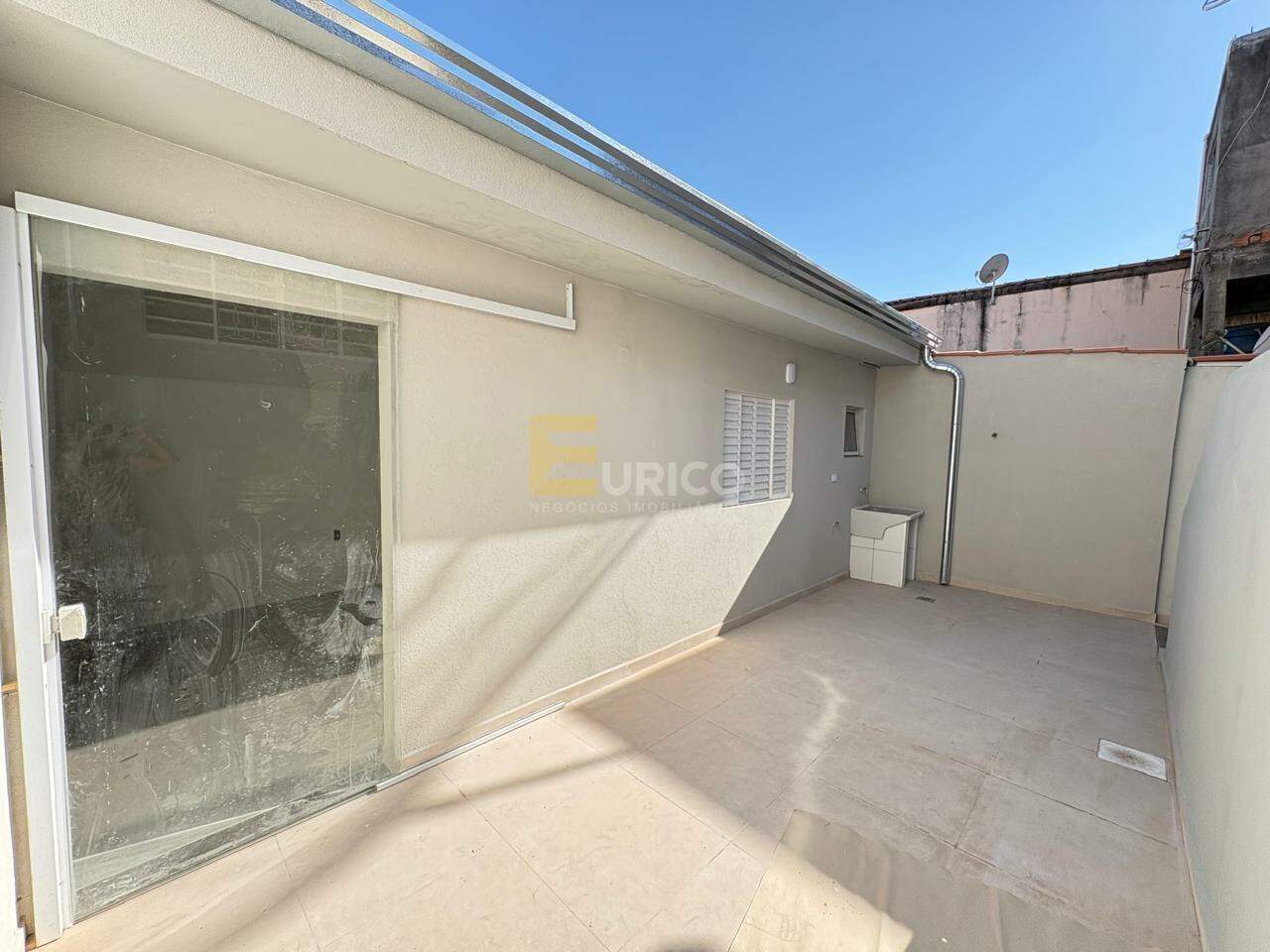 Casa à venda no Capela em Vinhedo/SP: edicula