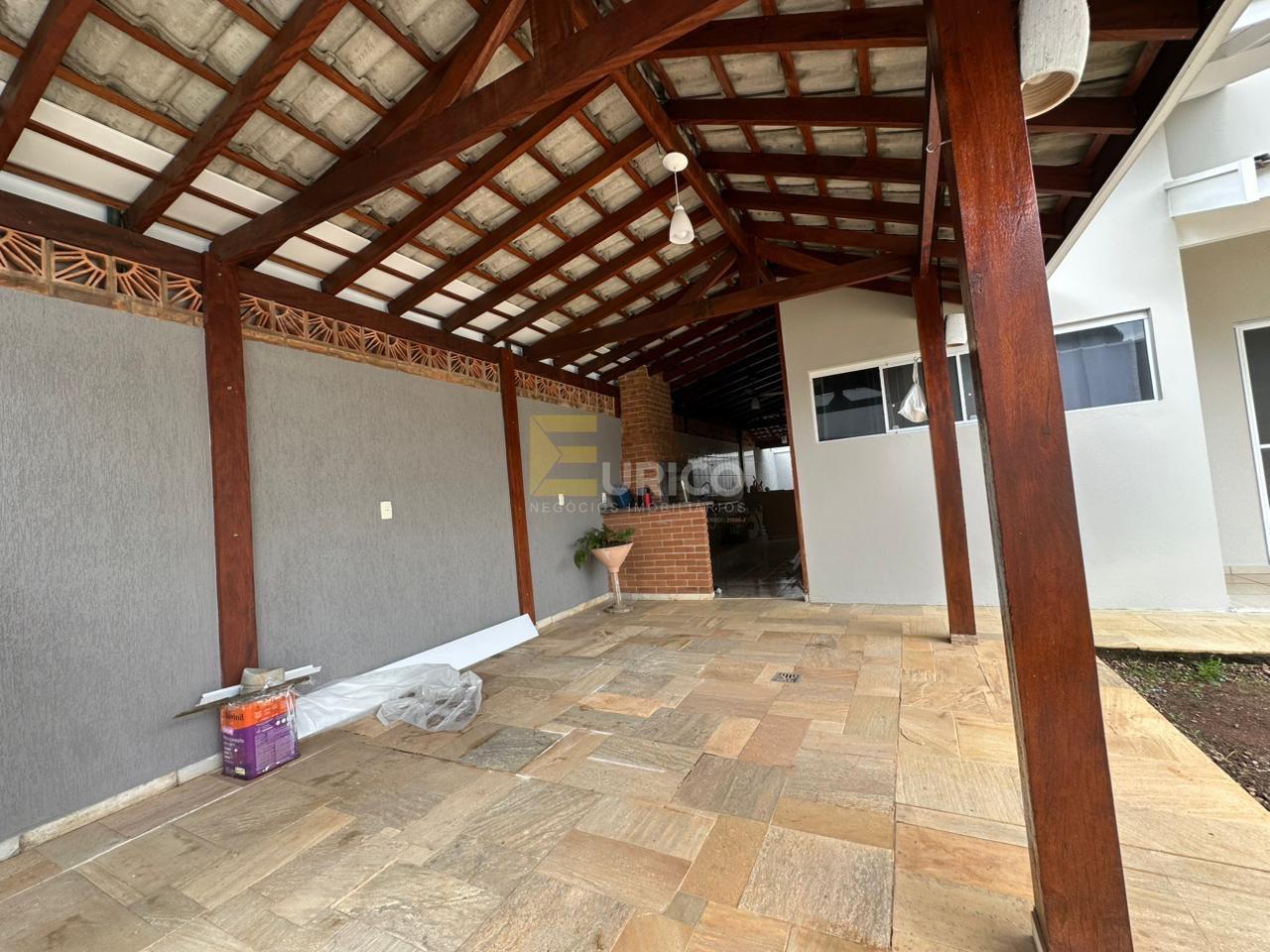 Casa em condomínio à venda no Condomínio Estância Marambaia em Vinhedo/SP: 