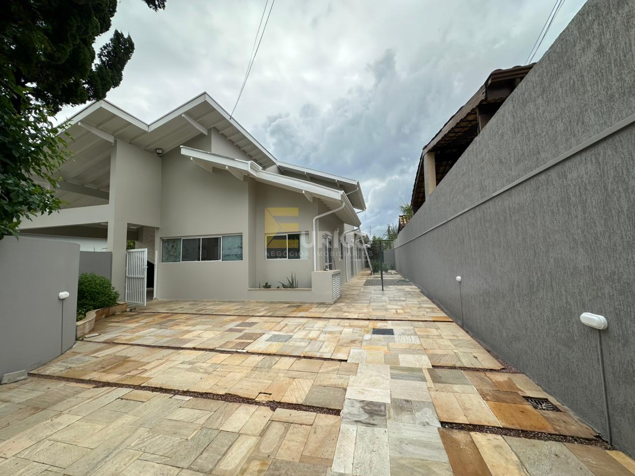 Casa em condomínio à venda no Condomínio Estância Marambaia em Vinhedo/SP: 