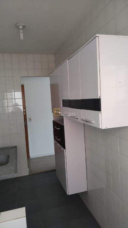Apartamento à venda no Condomínio Edifício Acácia em Valinhos/SP: