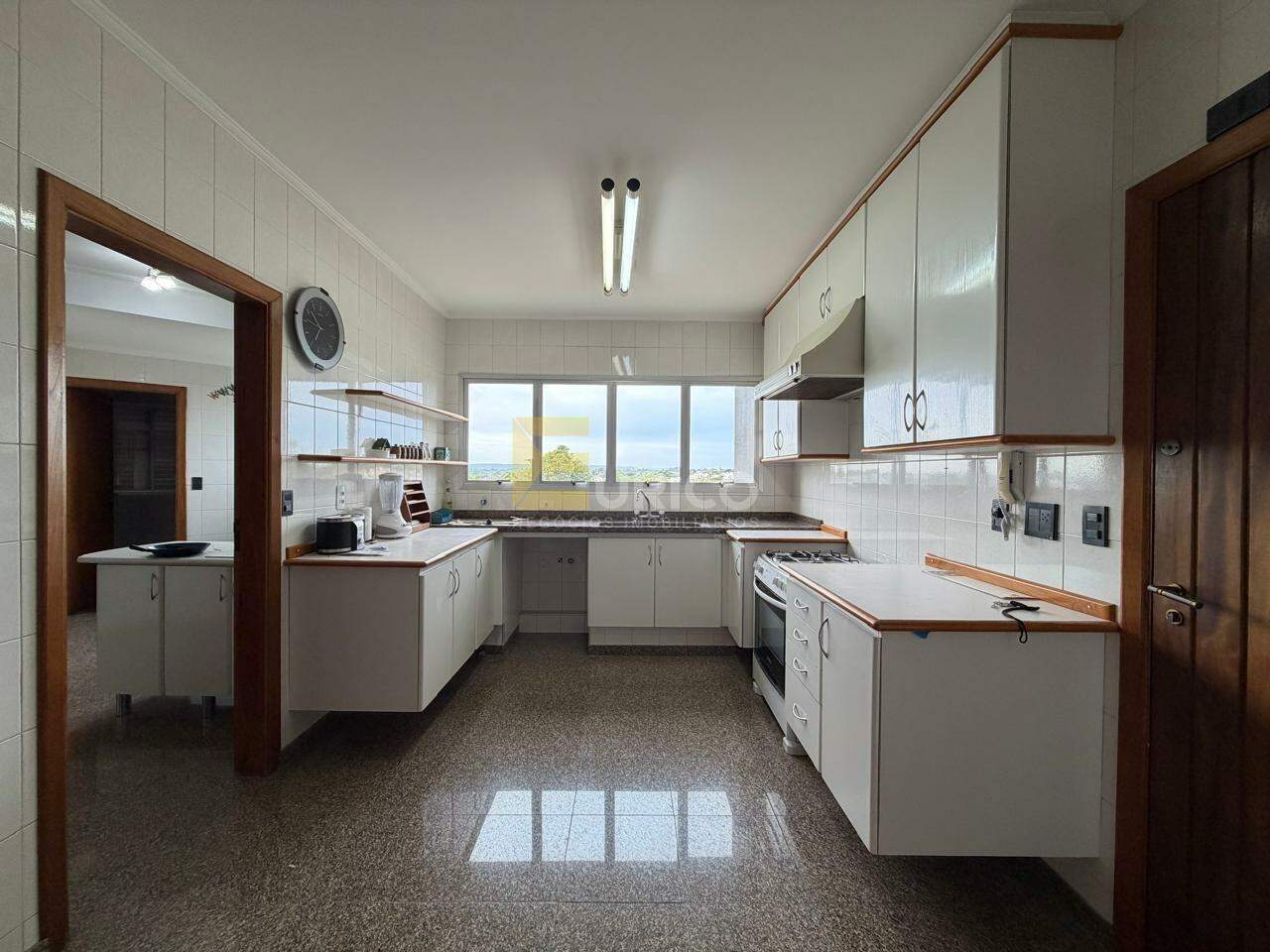 Apartamento para aluguel no Condomínio Residencial Portal do Quiririm em Valinhos/SP: 