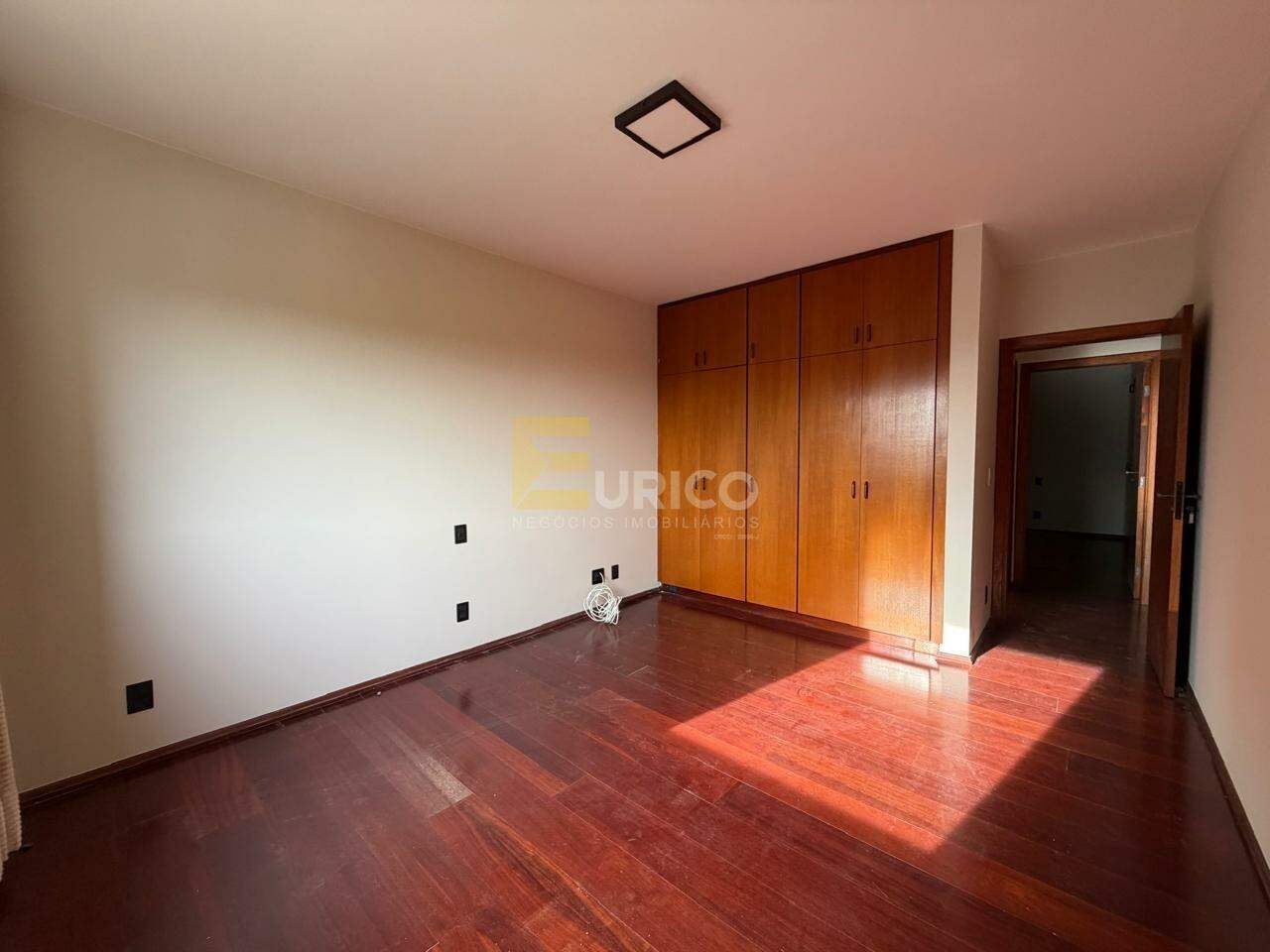 Apartamento para aluguel no Condomínio Residencial Portal do Quiririm em Valinhos/SP: 