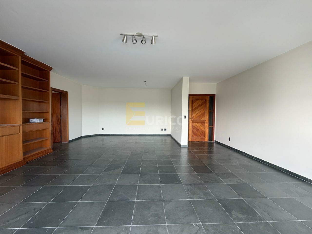 Apartamento para aluguel no Condomínio Residencial Portal do Quiririm em Valinhos/SP: 