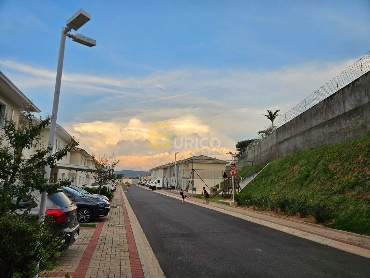 Casa em condomínio à venda no Condomínio Residencial Villagio Santorini em Valinhos/SP: 