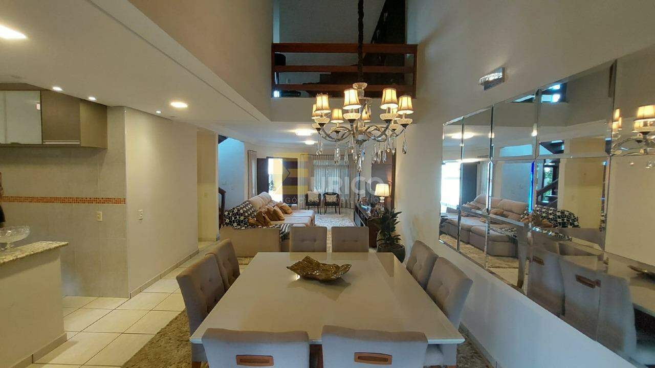 Casa em condomínio à venda no Condomínio Grape Village em Vinhedo/SP: 