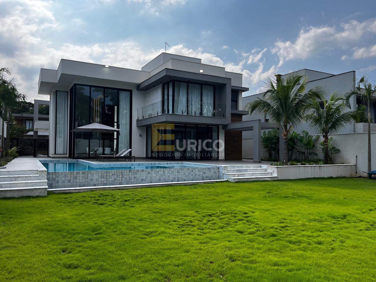 Casa em condomínio à venda no Condomínio Ypê Dourado em Valinhos/SP: