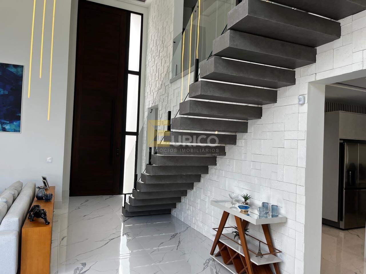 Casa em condomínio à venda no Condomínio Ypê Dourado em Valinhos/SP: