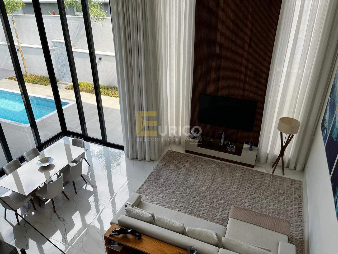 Casa em condomínio à venda no Condomínio Ypê Dourado em Valinhos/SP: