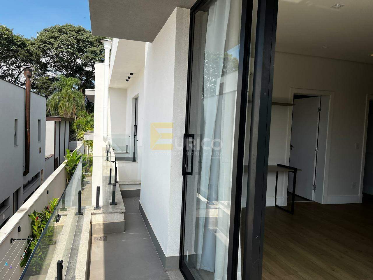 Casa em condomínio à venda no Condomínio Ypê Dourado em Valinhos/SP: