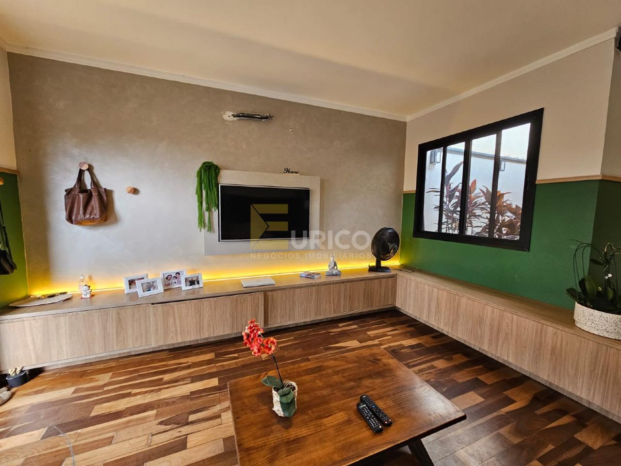 Casa à venda no VILA ANGELI em Valinhos/SP: 