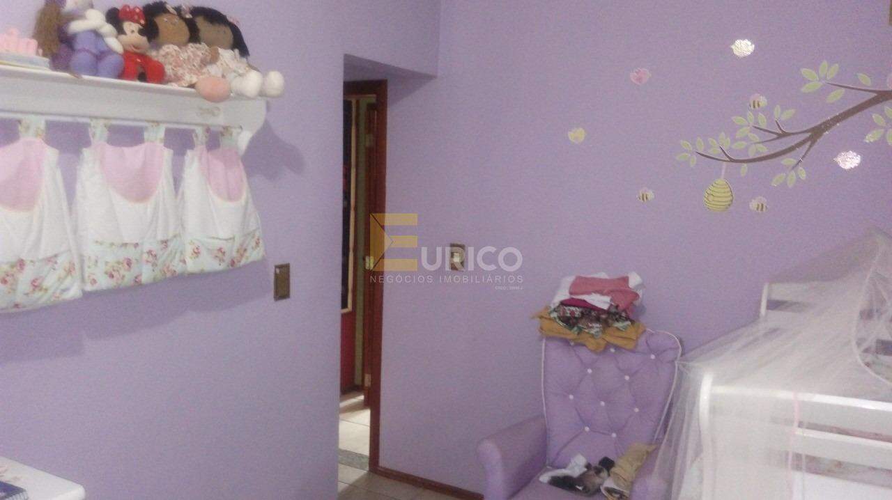 Casa em condomínio à venda no Condomínio Aldeia Suiça em Valinhos/SP: 