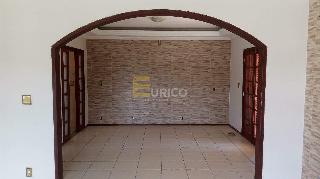 Casa em condomínio à venda no Condomínio Aldeia Suiça em Valinhos/SP: 