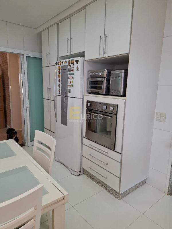 Casa em condomínio à venda no Condomínio Moinho de Vento em Valinhos/SP: