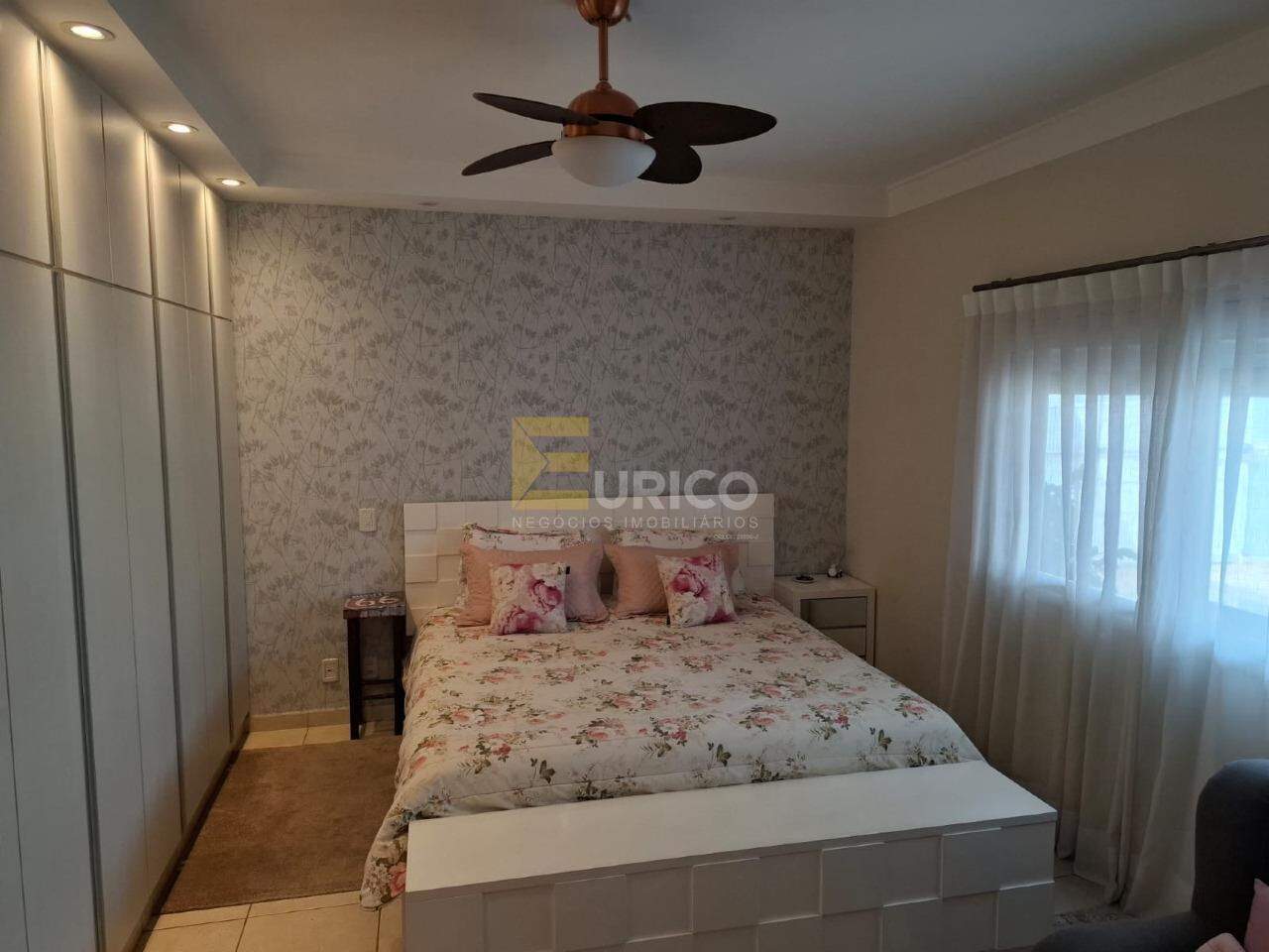 Casa em condomínio à venda no Condomínio Moinho de Vento em Valinhos/SP: