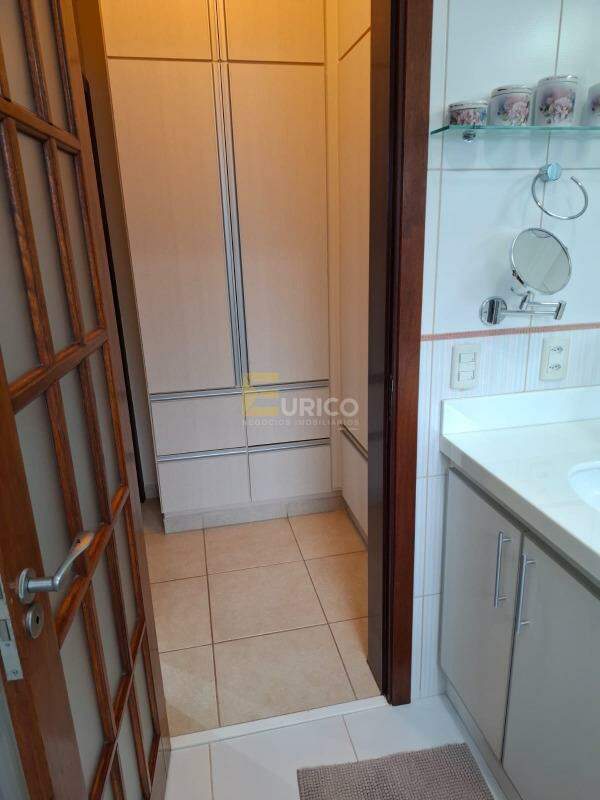 Casa em condomínio à venda no Condomínio Moinho de Vento em Valinhos/SP: