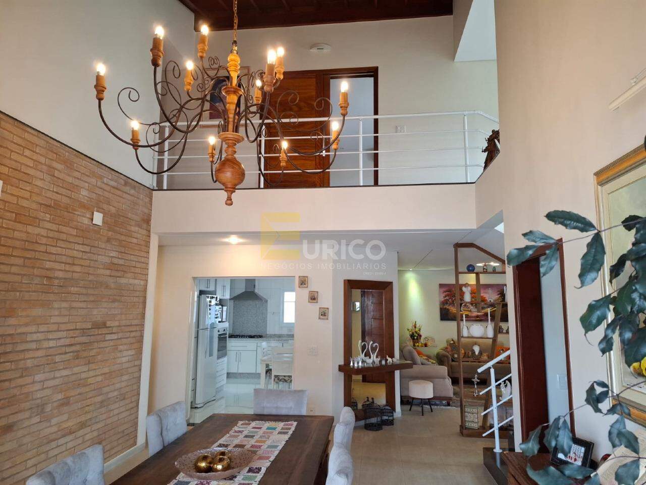 Casa em condomínio à venda no Condomínio Moinho de Vento em Valinhos/SP: 