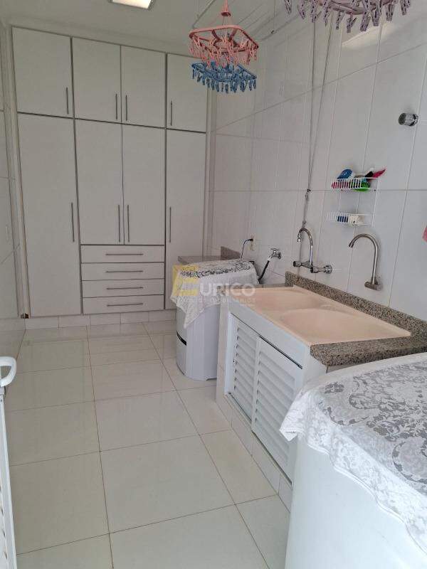 Casa em condomínio à venda no Condomínio Moinho de Vento em Valinhos/SP: