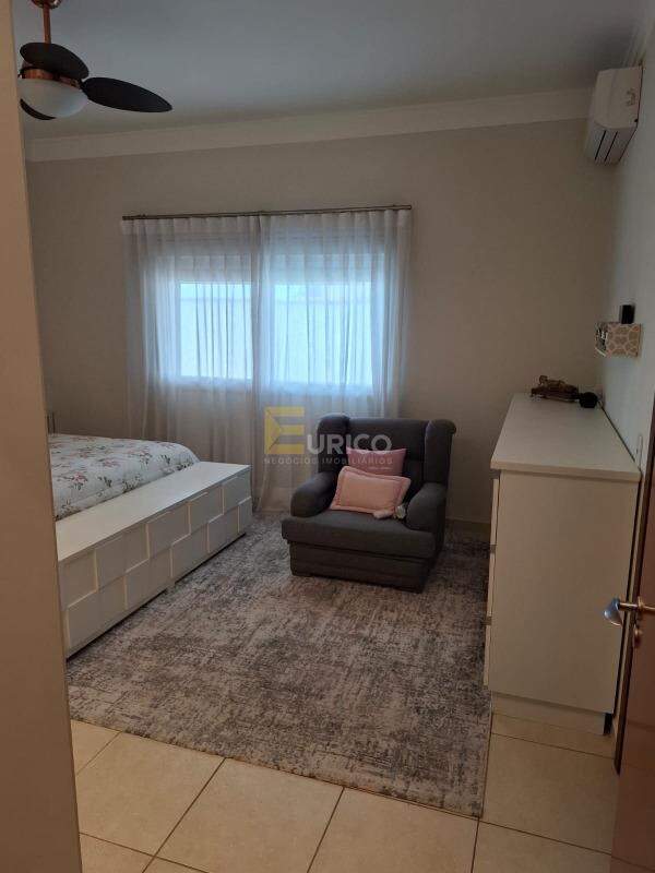 Casa em condomínio à venda no Condomínio Moinho de Vento em Valinhos/SP: