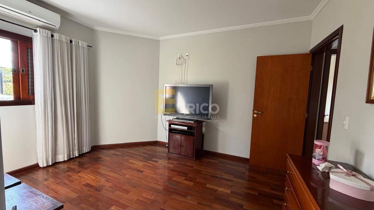 Casa em condomínio à venda no Condomínio Reserva Colonial em Valinhos/SP: 