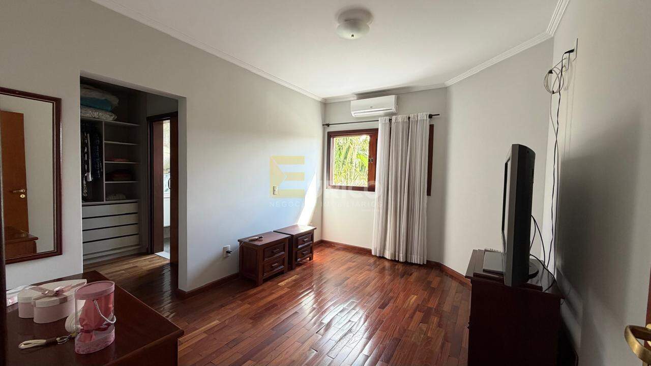 Casa em condomínio à venda no Condomínio Reserva Colonial em Valinhos/SP: 