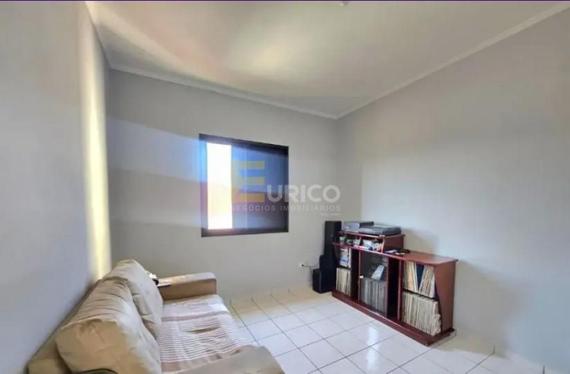 Casa à venda no JARDIM PANORAMA em Valinhos/SP: 