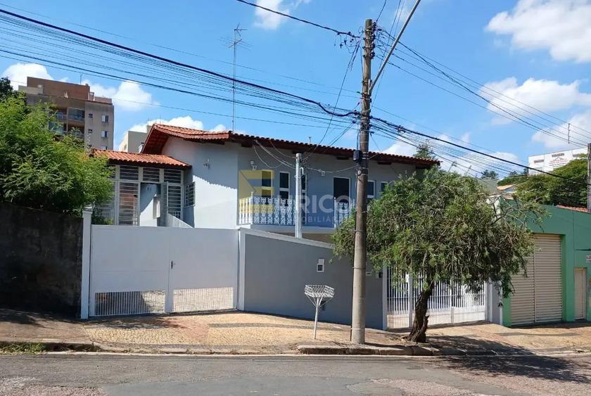 Casa à venda no VILA GENOVEVA em Valinhos/SP: 