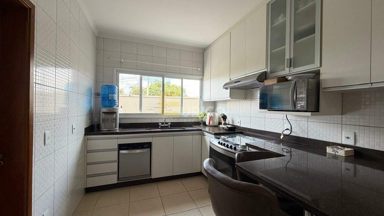Casa em condomínio à venda no Condomínio Florada da Mata em Valinhos/SP: 