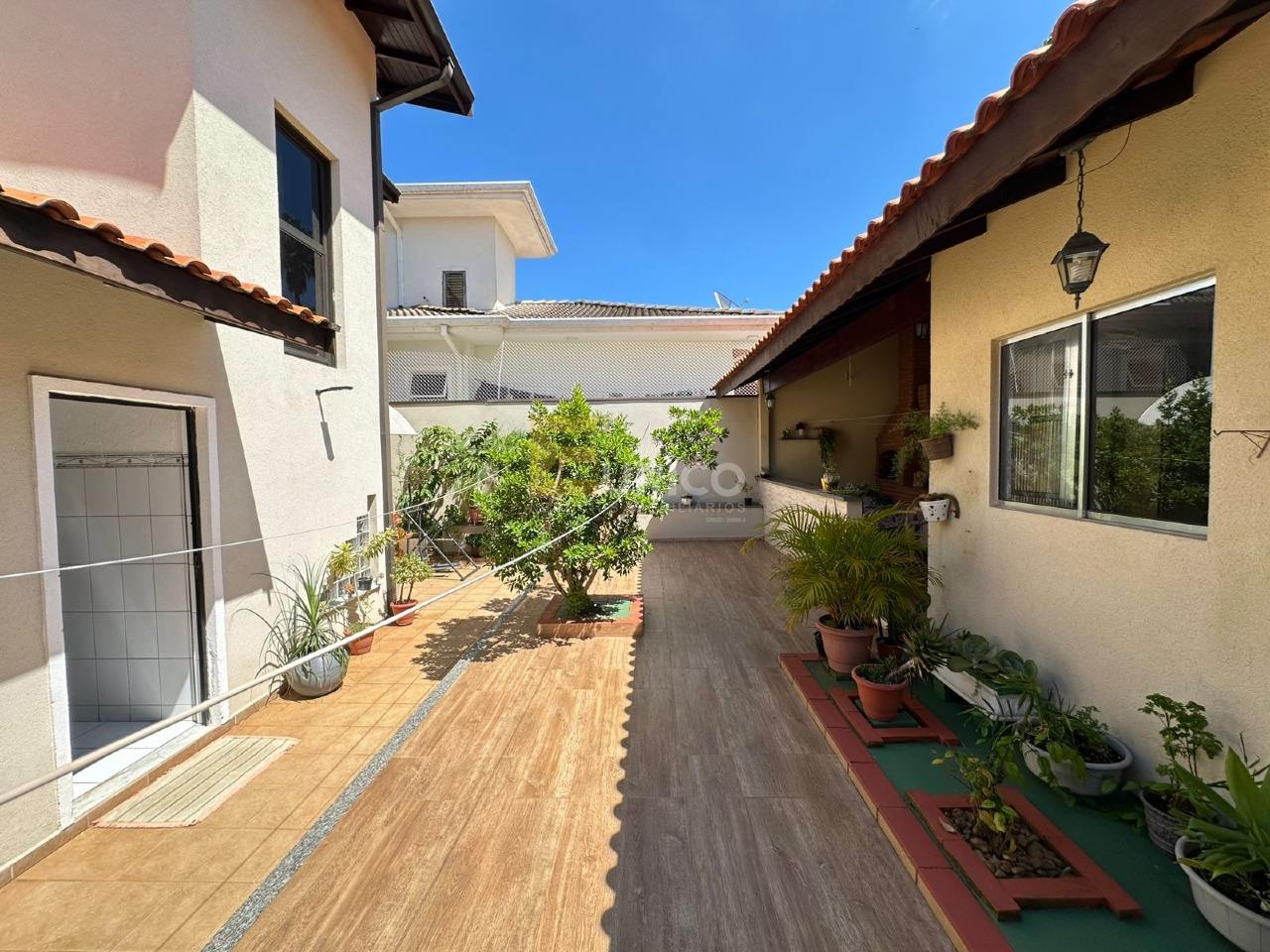 Casa em condomínio à venda no Condomínio Grape Village em Vinhedo/SP: 