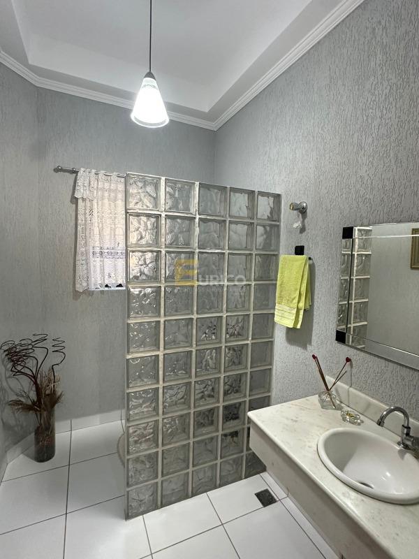 Casa em condomínio à venda no Condomínio Grape Village em Vinhedo/SP: 