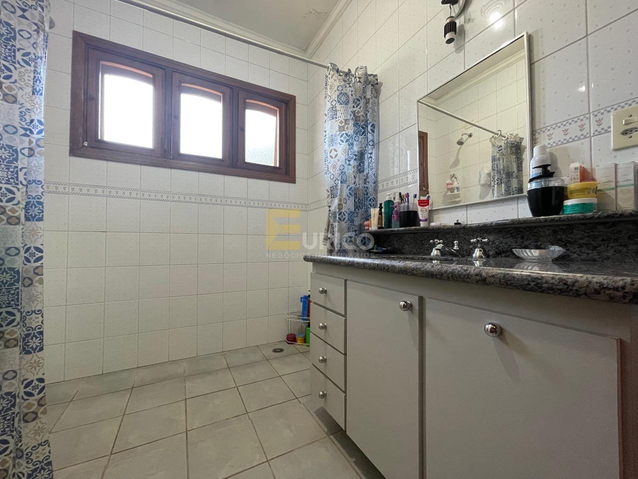 Casa em condomínio à venda no Condomínio Estância Marambaia em Vinhedo/SP: