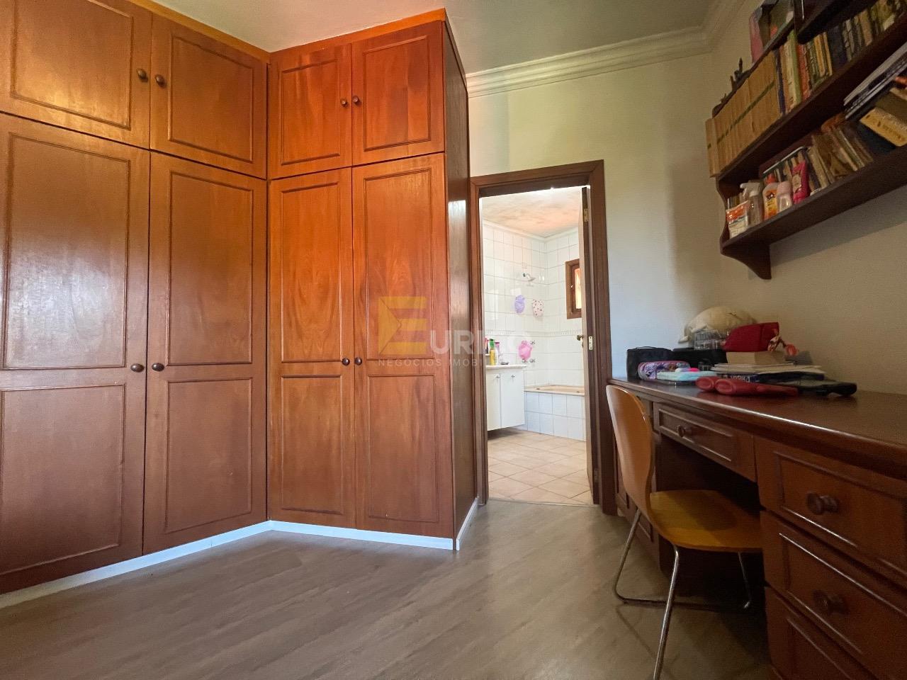 Casa em condomínio à venda no Condomínio Estância Marambaia em Vinhedo/SP: