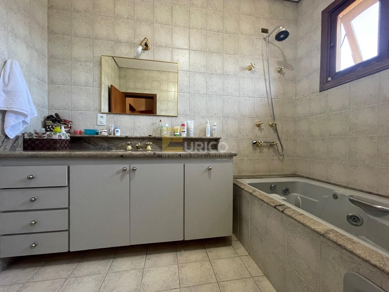 Casa em condomínio à venda no Condomínio Estância Marambaia em Vinhedo/SP: