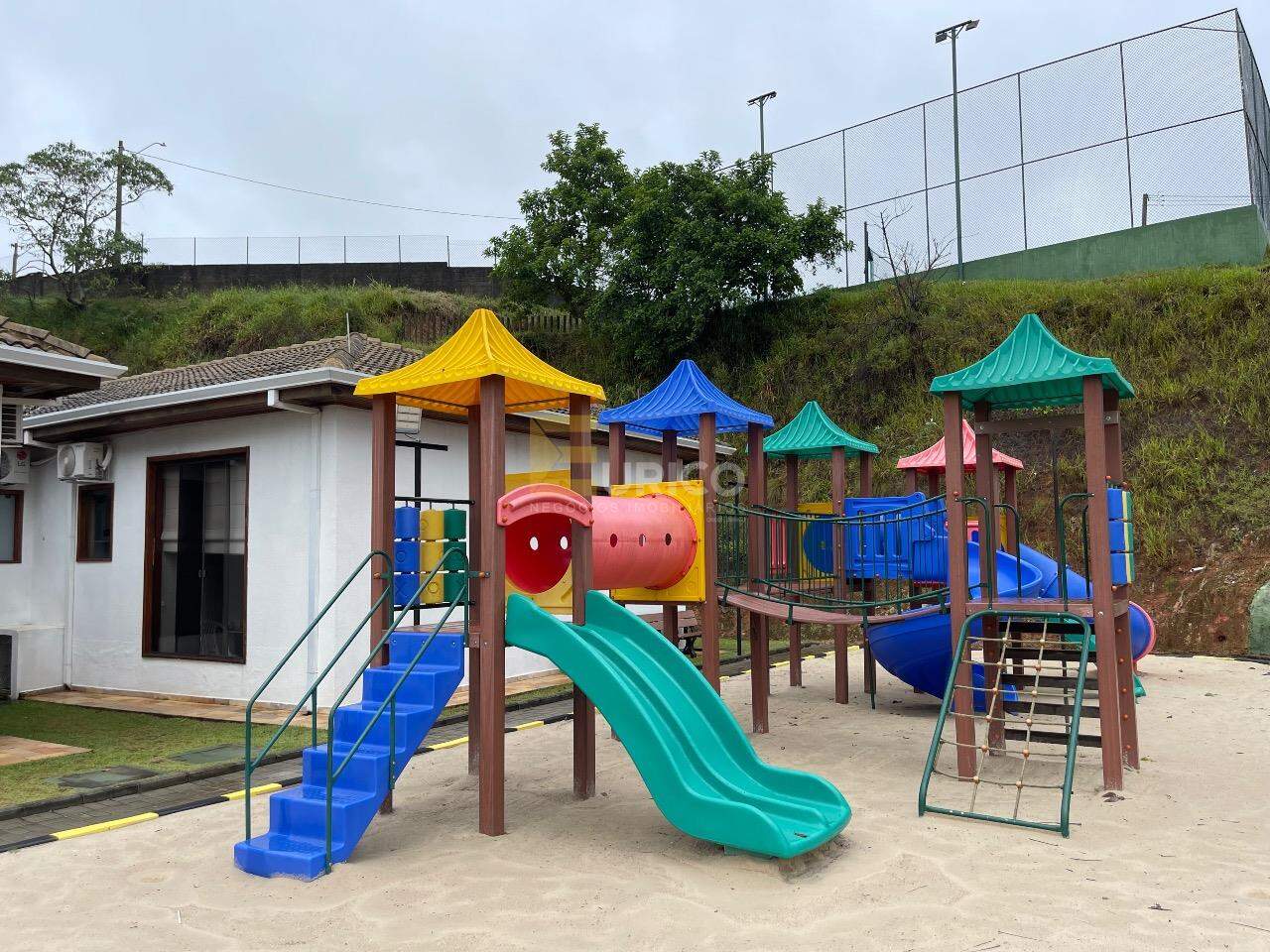 Casa em condomínio à venda no Condomínio Reserva Santa Rosa em Itatiba/SP: 