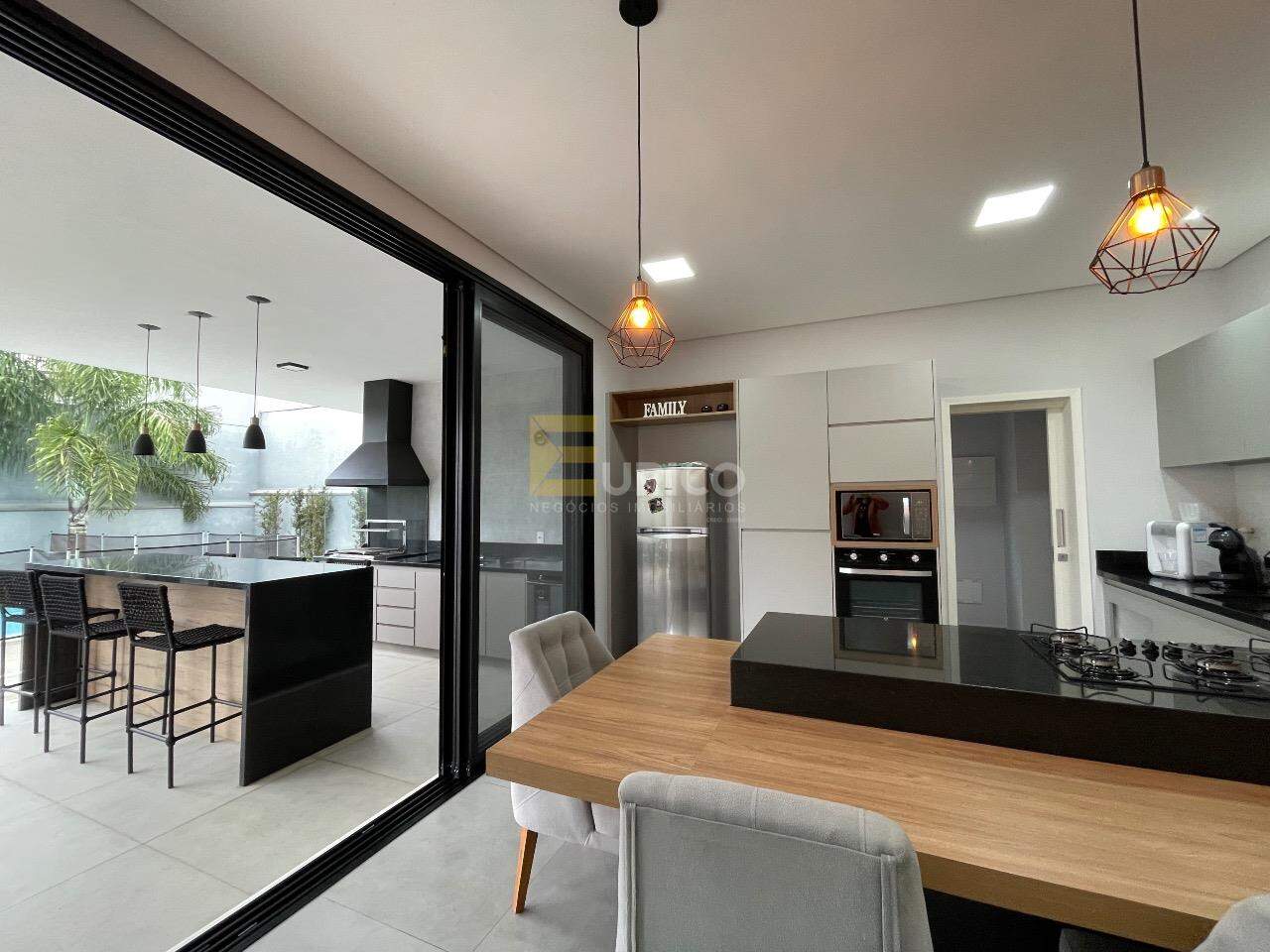 Casa em condomínio à venda no Condomínio Reserva Santa Rosa em Itatiba/SP: 