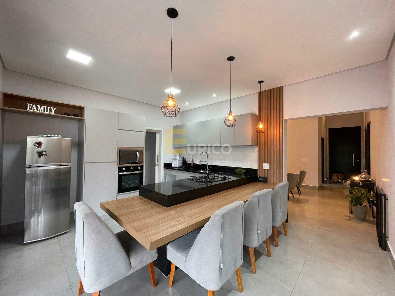 Casa em condomínio à venda no Condomínio Reserva Santa Rosa em Itatiba/SP: 