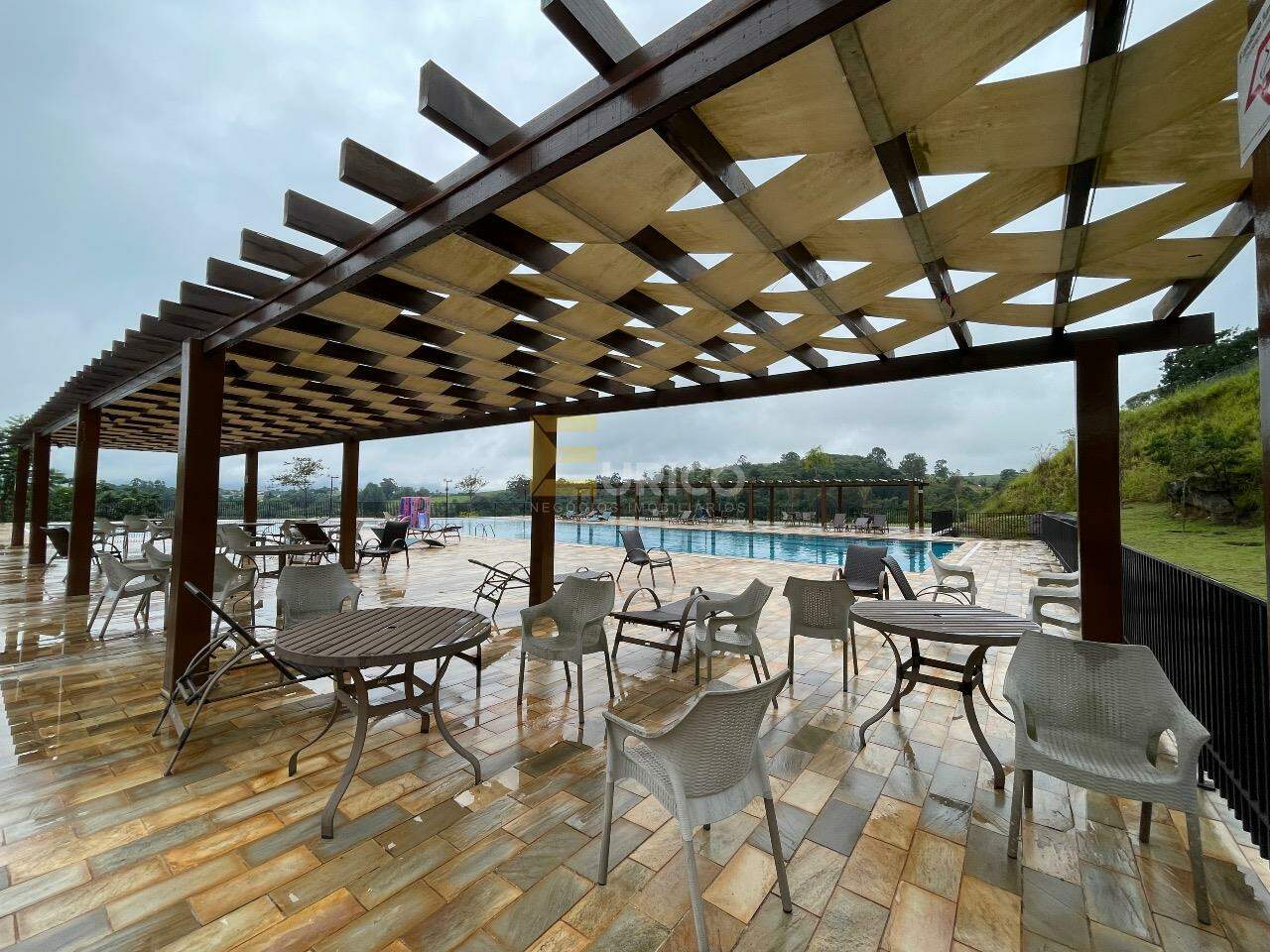 Casa em condomínio à venda no Condomínio Reserva Santa Rosa em Itatiba/SP: 