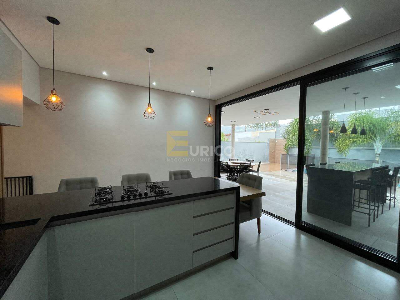 Casa em condomínio à venda no Condomínio Reserva Santa Rosa em Itatiba/SP: 