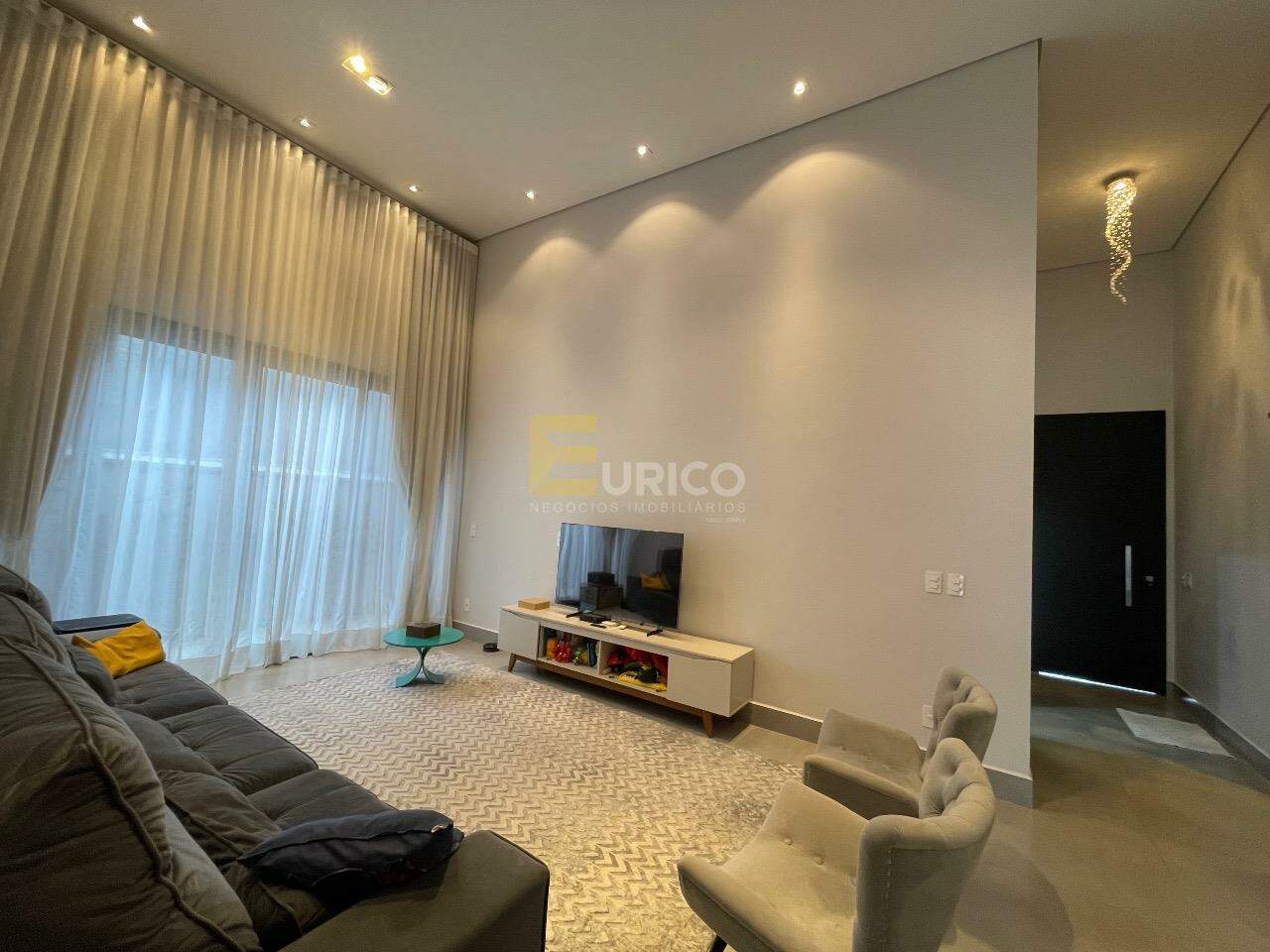 Casa em condomínio à venda no Condomínio Reserva Santa Rosa em Itatiba/SP: 