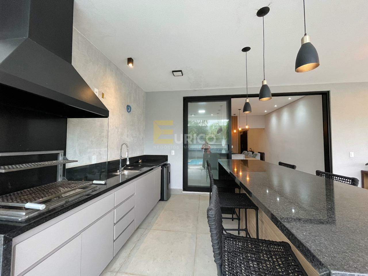 Casa em condomínio à venda no Condomínio Reserva Santa Rosa em Itatiba/SP: 